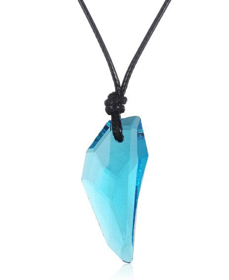 Stylish Wolf Tooth Crystal Necklace